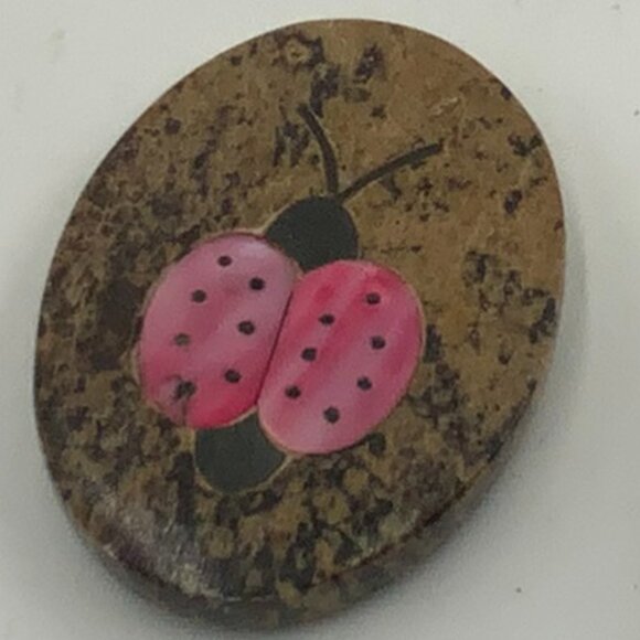 Vintage Soapstone Trinket Box With Lid and Mother Of Pearl Pink Ladybug Inlay - Picture 5 of 6